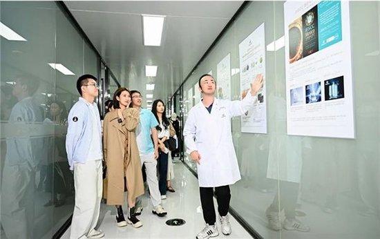 探寻素颜美科研肌密，麦吉丽2023年IFSCC国际学术研享日圆满举行